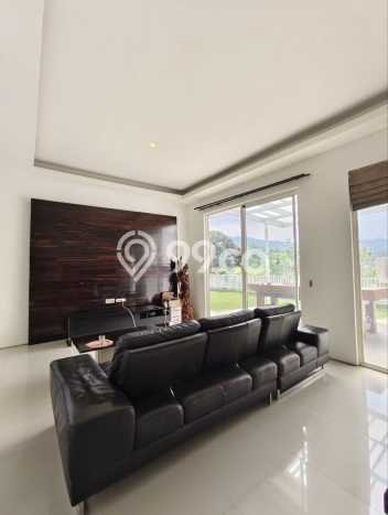 Jual Rumah Luas Megah Dengan View Cantik di Dago, Bandung Jual Rumah Luas Megah Dengan View Cantik di Dago, Bandung