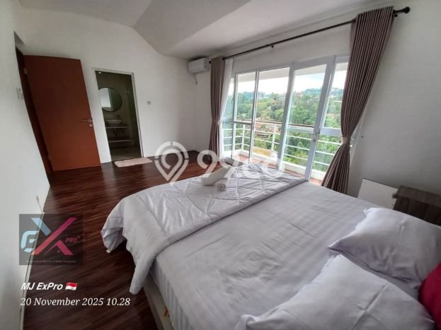 Dijual Rumah Mewah Megah Dengan View Cantik di Dago, Bandung Dijual Rumah Mewah Megah Dengan View Cantik di Dago, Bandung