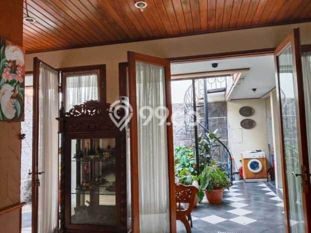 Dijual Rumah Luas Megah Dengan View Eksklusif di Dago, Bandung Dijual Rumah Luas Megah Dengan View Eksklusif di Dago, Bandung