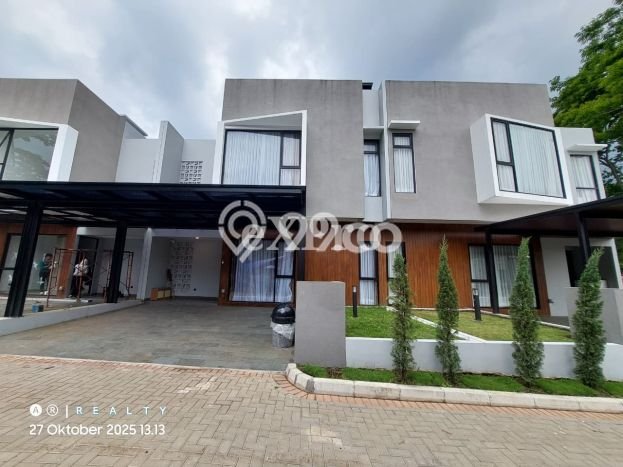 Rumah Elit Modern Tanpa Renovasi di Dago Bandung Rumah Elit Modern Tanpa Renovasi di Dago Bandung