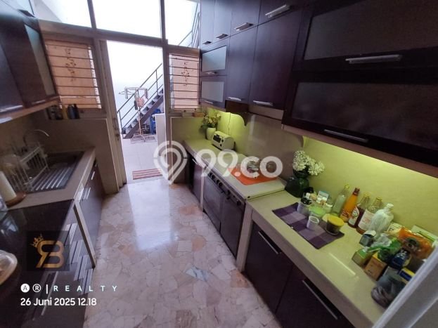 Rumah Elit Modern Siap Huni di Tubagus Ismail Bandung Rumah Elit Modern Siap Huni di Tubagus Ismail Bandung