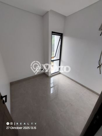 Rumah Elit Modern Tanpa Renovasi di Dago Bandung Rumah Elit Modern Tanpa Renovasi di Dago Bandung
