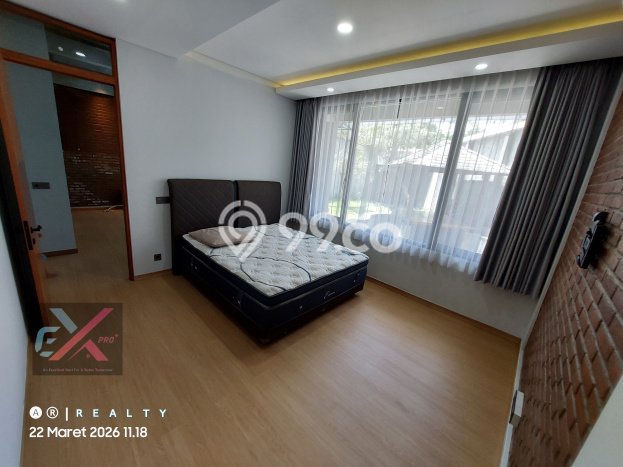 For Sale Rumah Mewah Exclusive di Arcamanik, Bandung For Sale Rumah Mewah Exclusive di Arcamanik, Bandung