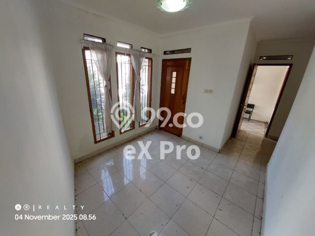 For Sale Hunian Rumah Terawat 3 KT di Dago, Bandung For Sale Hunian Rumah Terawat 3 KT di Dago, Bandung