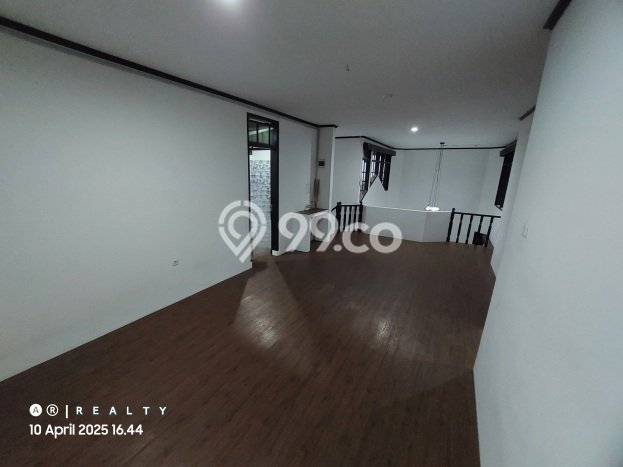 Siap Huni Rumah Mewah 5 Kamar di Coblong Dekat ke Mana Pun Siap Huni Rumah Mewah 5 Kamar di Coblong Dekat ke Mana Pun