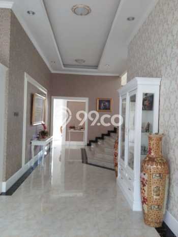 Jual Rumah Mewah Megah Dengan View Eksklusif di Sentul City, Bogor Jual Rumah Mewah Megah Dengan View Eksklusif di Sentul City, Bogor