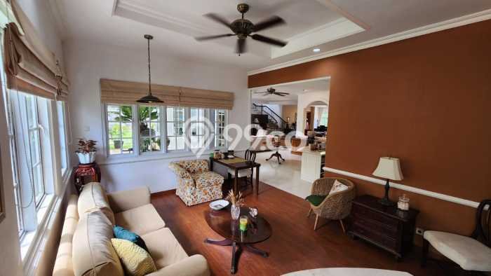 For Sale! Luxury House LT 1275m2 Desain Elegan di Sentul City For Sale! Luxury House LT 1275m2 Desain Elegan di Sentul City