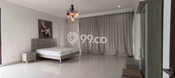 Hunian Elit LB 600m2 Siap Pakai Desain Elegan di Sentul City, Bogor Hunian Elit LB 600m2 Siap Pakai Desain Elegan di Sentul City, Bogor