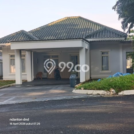 Jual Rumah Luas Elegan Dengan View Cantik di Sentul City, Bogor Jual Rumah Luas Elegan Dengan View Cantik di Sentul City, Bogor