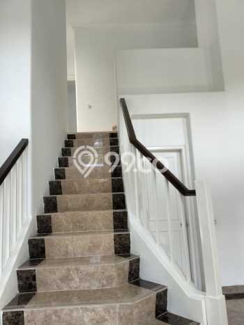 Ready to Use! Luxury House LT 409m2 Desain Modern di Sentul City Ready to Use! Luxury House LT 409m2 Desain Modern di Sentul City