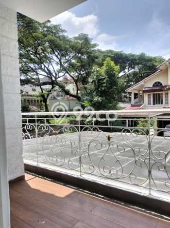 Ready to Use! Luxury House LT 409m2 Desain Modern di Sentul City Ready to Use! Luxury House LT 409m2 Desain Modern di Sentul City