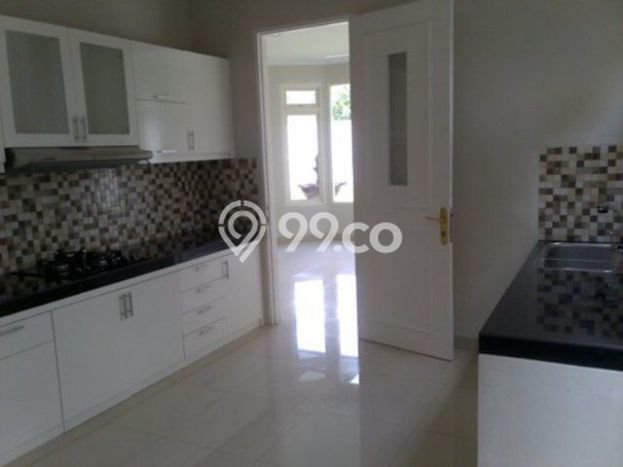 Jual Rumah Luas Elegan Dengan View Cantik di Sentul City, Bogor Jual Rumah Luas Elegan Dengan View Cantik di Sentul City, Bogor