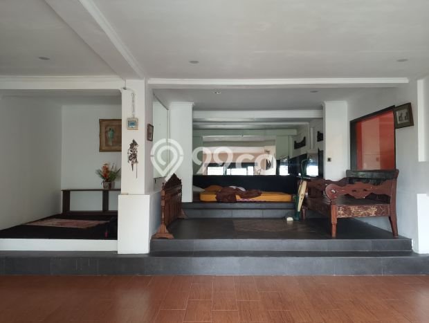 Ready to Use! Luxury House LT 1061m2 Desain Elegan di Sentul City Ready to Use! Luxury House LT 1061m2 Desain Elegan di Sentul City
