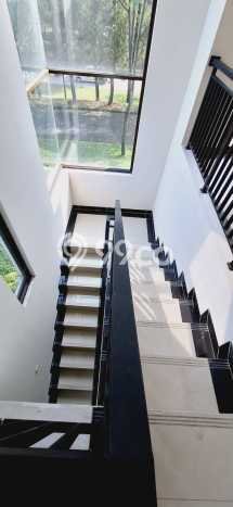 For Sale! Luxury House LT 434m2 Desain Modern di Sentul City For Sale! Luxury House LT 434m2 Desain Modern di Sentul City
