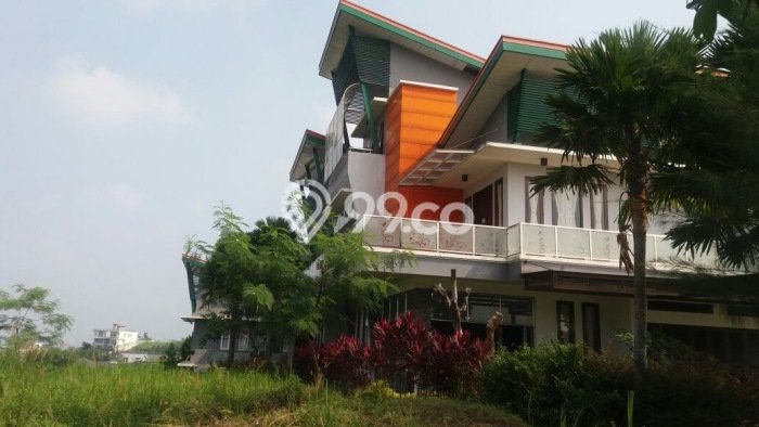 For Sale! Luxury House LT 1082m2 Desain Elegan di Sentul City For Sale! Luxury House LT 1082m2 Desain Elegan di Sentul City