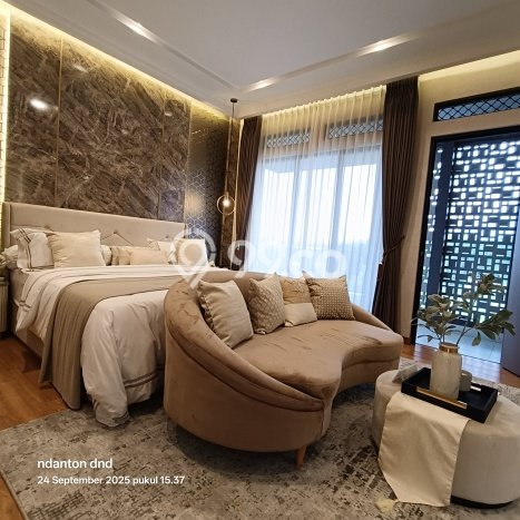 Rumah Mewah LB 333m2 Siap Huni Desain Elegan di Sentul City, Bogor Rumah Mewah LB 333m2 Siap Huni Desain Elegan di Sentul City, Bogor