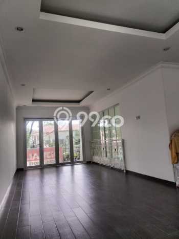 Ready to Use! Luxury House LT 409m2 Desain Modern di Sentul City Ready to Use! Luxury House LT 409m2 Desain Modern di Sentul City