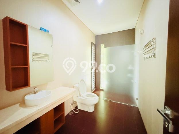 Jual Rumah Mewah Elegan Dengan View Cantik di Sentul City, Bogor Jual Rumah Mewah Elegan Dengan View Cantik di Sentul City, Bogor
