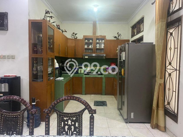 Rumah Mewah LB 200m2 Siap Huni Desain Elegan di Jati Asih, Bekasi Rumah Mewah LB 200m2 Siap Huni Desain Elegan di Jati Asih, Bekasi