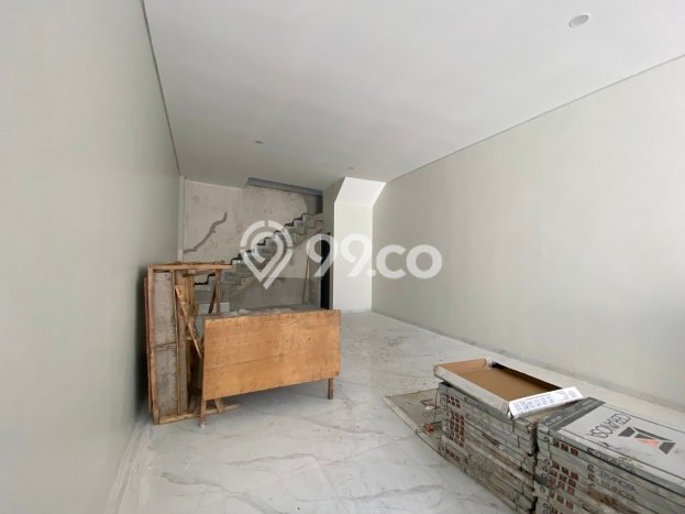Ruko Komersial Dijual di Kuta Badung LT 107m2 & LB 140m2 Ruko Komersial Dijual di Kuta Badung LT 107m2 & LB 140m2