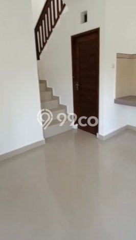 SIAP HUNI! Rumah Strategis di Tabanan, LT 135m² Bangunan 100m² SIAP HUNI! Rumah Strategis di Tabanan, LT 135m² Bangunan 100m²