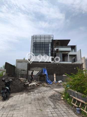 Vila Strategis di , Luas 216m2m², Kawasan Tenang dan aman Vila Strategis di , Luas 216m2m², Kawasan Tenang dan aman