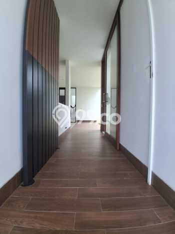Rumah Luxury Modern Siap Huni di Setiabudi Bandung Rumah Luxury Modern Siap Huni di Setiabudi Bandung