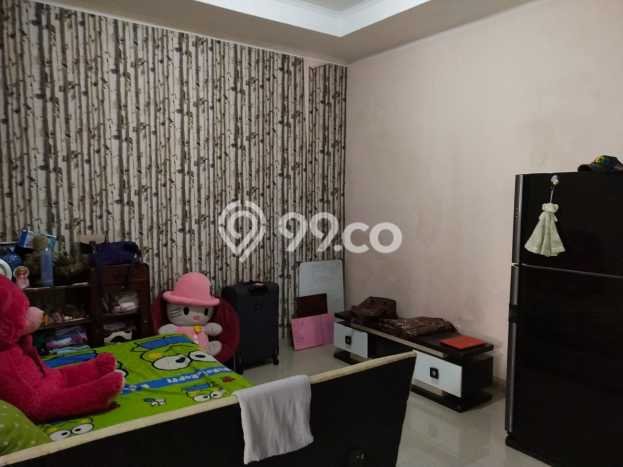 For Sale Rumah 5 Kamar Lokasi Strategis Nyaman dan Strategis di Pamulang For Sale Rumah 5 Kamar Lokasi Strategis Nyaman dan Strategis di Pamulang