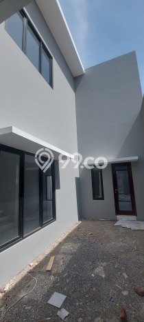 Rumah Luxury Modern Siap Huni di Ciateul Bandung Rumah Luxury Modern Siap Huni di Ciateul Bandung