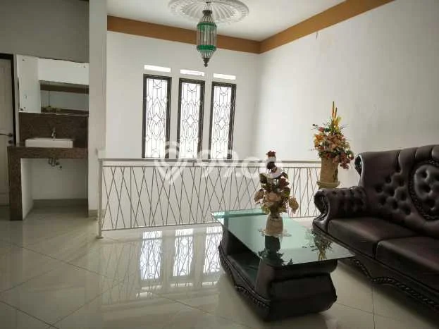 Rumah Eksklusif Siap Huni LT 382m2 di Cipanas, Cianjur Rumah Eksklusif Siap Huni LT 382m2 di Cipanas, Cianjur