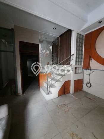 Dijual! Ruko di Tamansari Jakarta Barat LT 106m2 / LB 400m2 Kawasan Strategis Dijual! Ruko di Tamansari Jakarta Barat LT 106m2 / LB 400m2 Kawasan Strategis