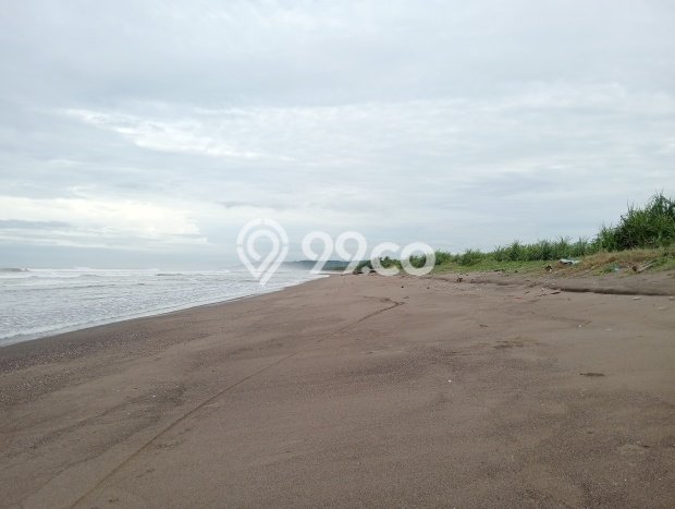 HARGA MENARIK! Tanah di Panggarangan, Luas 180000m2m², Lokasi Potensial HARGA MENARIK! Tanah di Panggarangan, Luas 180000m2m², Lokasi Potensial