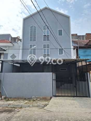Unit Kost Dijual di Taman Palem dengan 13 Kamar Area Strategis Unit Kost Dijual di Taman Palem dengan 13 Kamar Area Strategis