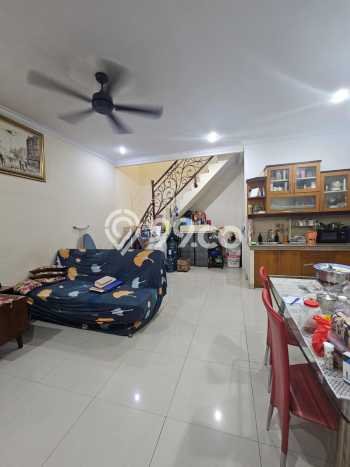 For Sale Hunian Rumah Nyaman 4 Kamar di Taman Cosmos, Jakarta Barat For Sale Hunian Rumah Nyaman 4 Kamar di Taman Cosmos, Jakarta Barat