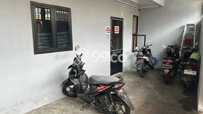 Kos-kosan Dijual di Tomang Jakarta Barat Luas 240m2 Kos-kosan Dijual di Tomang Jakarta Barat Luas 240m2