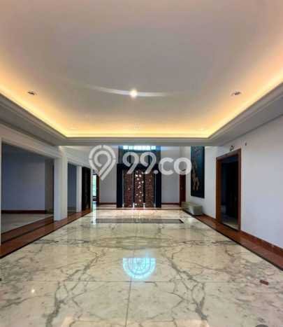 For Sale! Luxury House LT 1050m2 Desain Elegan di Pondok Indah For Sale! Luxury House LT 1050m2 Desain Elegan di Pondok Indah