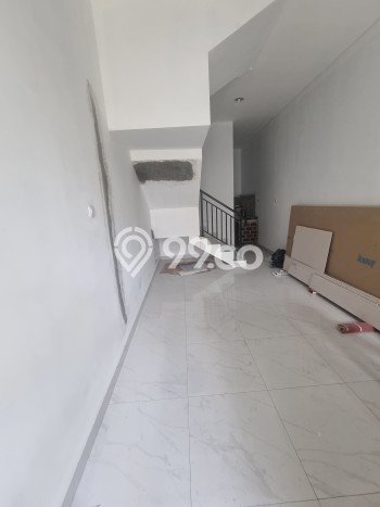 Rumah Luas Asri 4 KT Siap Huni di Duri Kepa Jakarta Barat Rumah Luas Asri 4 KT Siap Huni di Duri Kepa Jakarta Barat