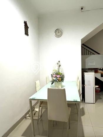 For Sale! Luxury House LT 85m2 Desain Modern di Tomang For Sale! Luxury House LT 85m2 Desain Modern di Tomang