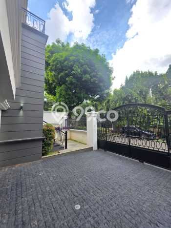 Dijual Rumah Mewah Megah Dengan View Eksklusif di Pakubuwono, Jakarta Selatan Dijual Rumah Mewah Megah Dengan View Eksklusif di Pakubuwono, Jakarta Selatan