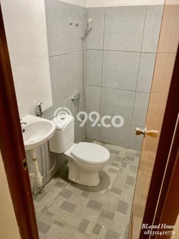 Kost Dijual di Jelambar dengan 8 KT dan Luas 198m2 Kost Dijual di Jelambar dengan 8 KT dan Luas 198m2
