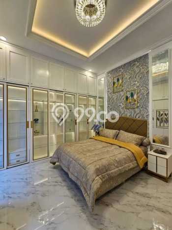Dijual Rumah Luas Megah Dengan View Eksklusif di Pondok Indah, Jakarta Selatan Dijual Rumah Luas Megah Dengan View Eksklusif di Pondok Indah, Jakarta Selatan