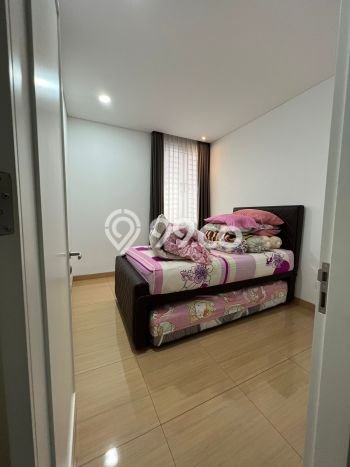 Jual Rumah Mewah Elegan Dengan View Cantik di Taman Ratu, Jakarta Barat Jual Rumah Mewah Elegan Dengan View Cantik di Taman Ratu, Jakarta Barat