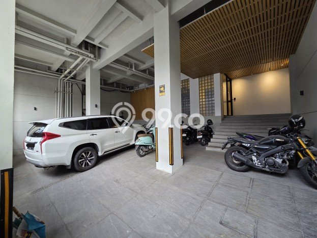 Kos-kosan Dijual di Gading Serpong Tangerang Luas 1600m2 Kos-kosan Dijual di Gading Serpong Tangerang Luas 1600m2