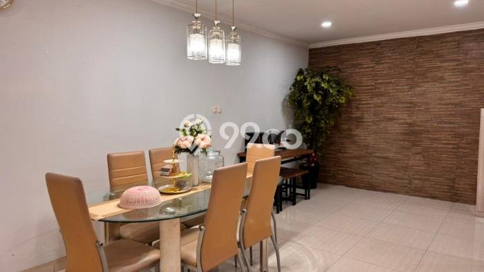 Rumah Elit Modern Siap Huni di Bandengan Jakarta Utara Rumah Elit Modern Siap Huni di Bandengan Jakarta Utara