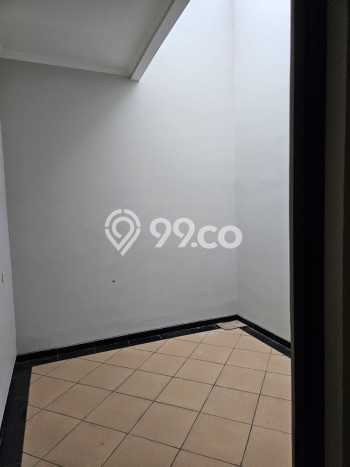 Dijual Hunian Rumah Terawat 3 Kamar di Taman Ratu, Jakarta Barat Dijual Hunian Rumah Terawat 3 Kamar di Taman Ratu, Jakarta Barat