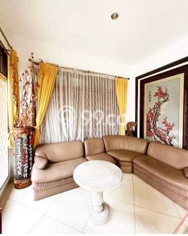 Hunian Mewah LB 375m2 Siap Huni Desain Elegan di Duri Kepa, Jakarta Barat Hunian Mewah LB 375m2 Siap Huni Desain Elegan di Duri Kepa, Jakarta Barat