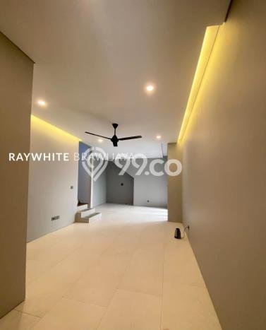 Ready to Use! Luxury House LT 124m2 Desain Elegan di Pondok Indah Ready to Use! Luxury House LT 124m2 Desain Elegan di Pondok Indah