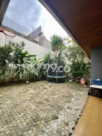 Hunian Elit LB 370m2 Siap Huni Desain Elegan di Pondok Indah, Jakarta Selatan Hunian Elit LB 370m2 Siap Huni Desain Elegan di Pondok Indah, Jakarta Selatan