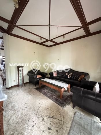 For Sale! Luxury House LT 644m2 Desain Elegan di Pondok Indah For Sale! Luxury House LT 644m2 Desain Elegan di Pondok Indah