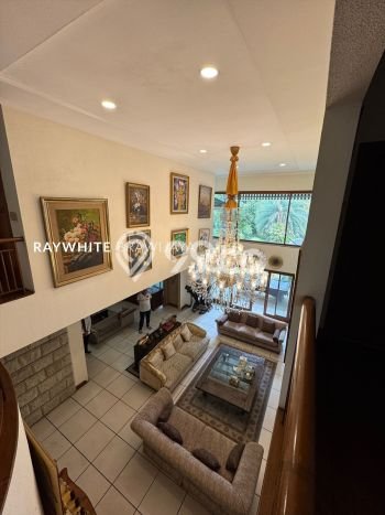 Rumah Luxury Modern Tanpa Renovasi di Ampera Jakarta Selatan Rumah Luxury Modern Tanpa Renovasi di Ampera Jakarta Selatan